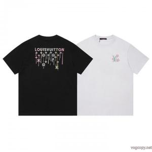 ブランド 偽物 通販LOUIS VUITTON半袖Tシャツ完売間近 モード感の高い 人気セール260%新品