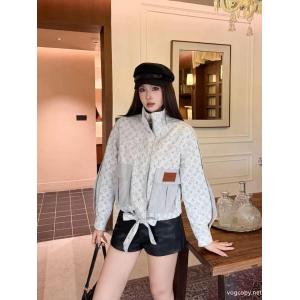 ブランド レプリカ最近人気一番 今っぽく 品質保証コートルイ ヴィトン.